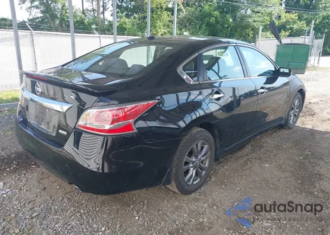 2015 Nissan Altima 2.5 S from USA, damaged, VIN 1N4AL3AP1FC473363